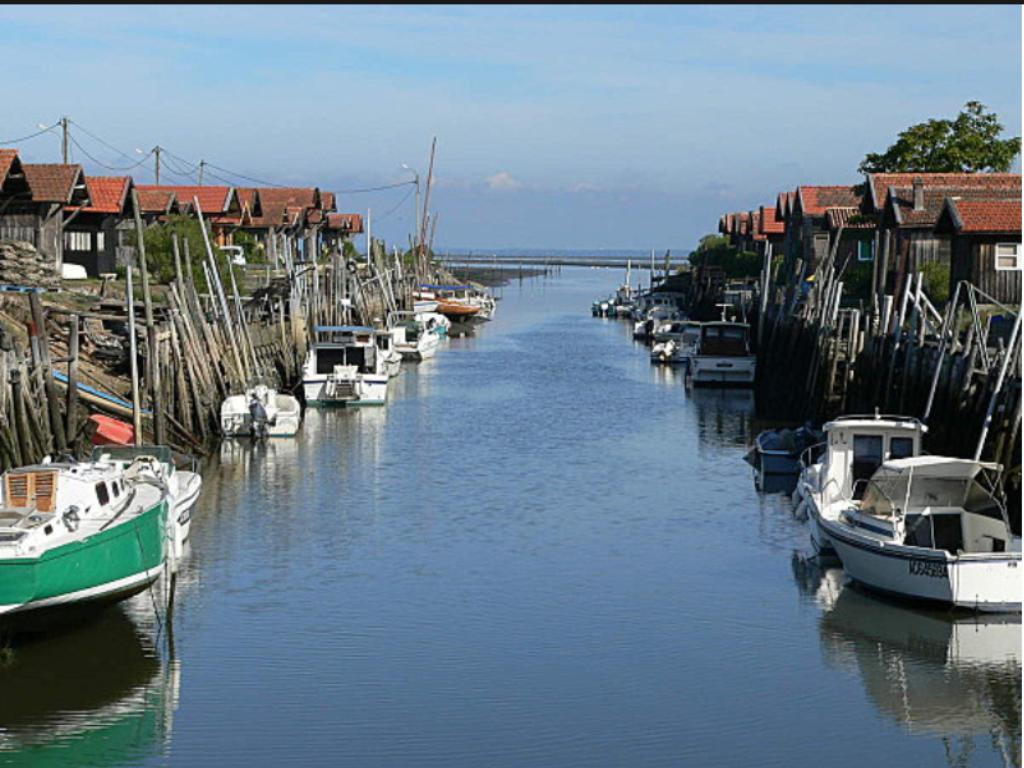 Charme & Confort- Les Cottages Du Bassin D'Arcachon- Petit-Dejeuner Sur Demande - Nuitee, Court Sejour, Semaine Gujan-Mestras Exterior foto